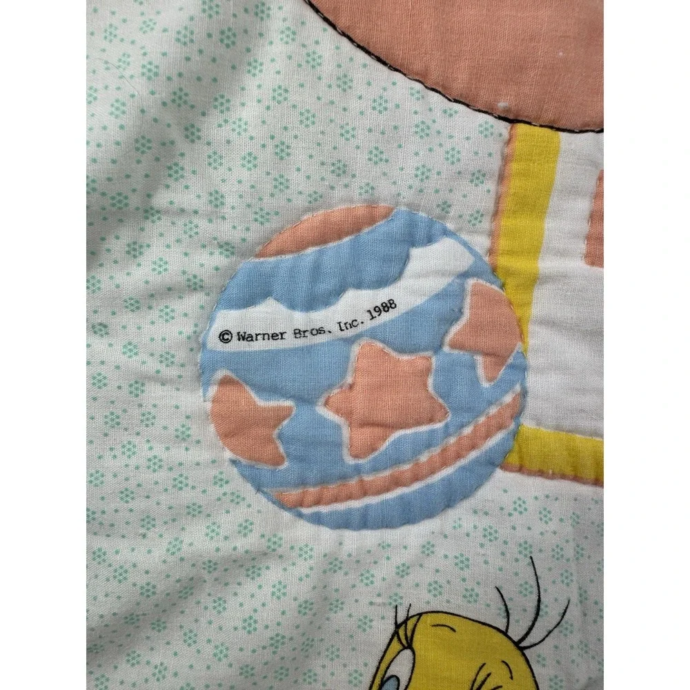 VTG Baby Tweety Bird Fabric Panel 1988‎ Warner Bros Peter Pan Fabrics 35x46 HTF